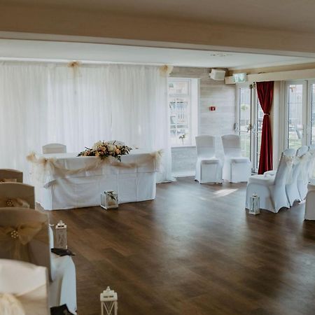 ホテル Hilton House エクステリア 写真