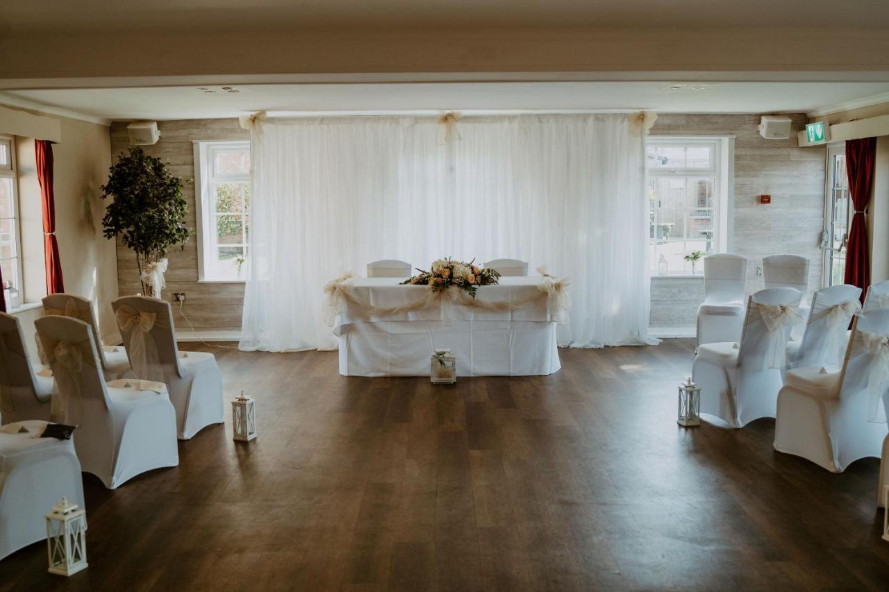 ホテル Hilton House エクステリア 写真